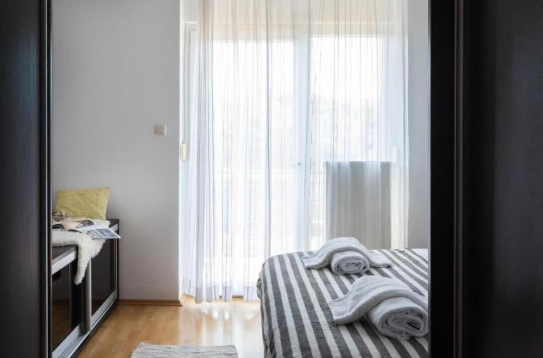 Tesla Apartment Urban Stay 萨格勒布 外观 照片
